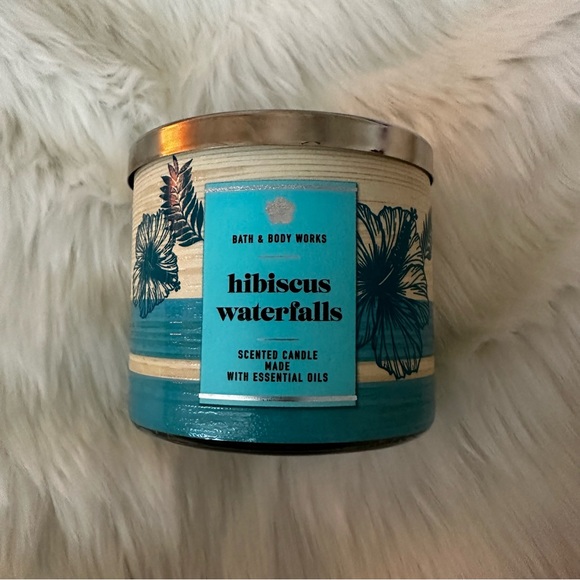 Bath & Body Works Accents Bath Body Works Hibiscus Waterfalls 3wick